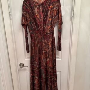 Zara Elegant Long Sleeve Paisley Dress